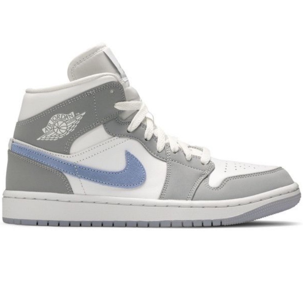 💙Air Jordan Mids